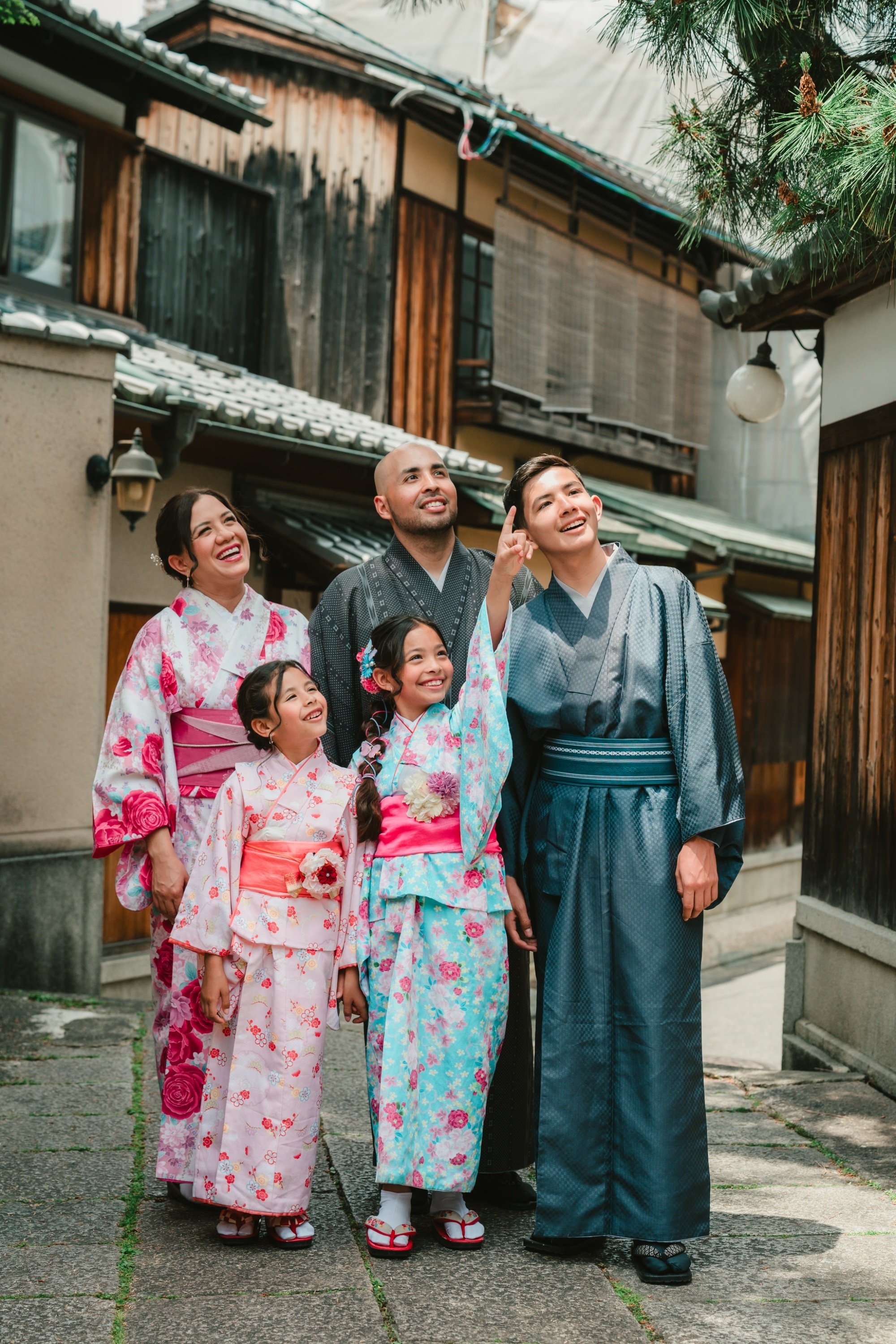 carousel-hero-element image-1