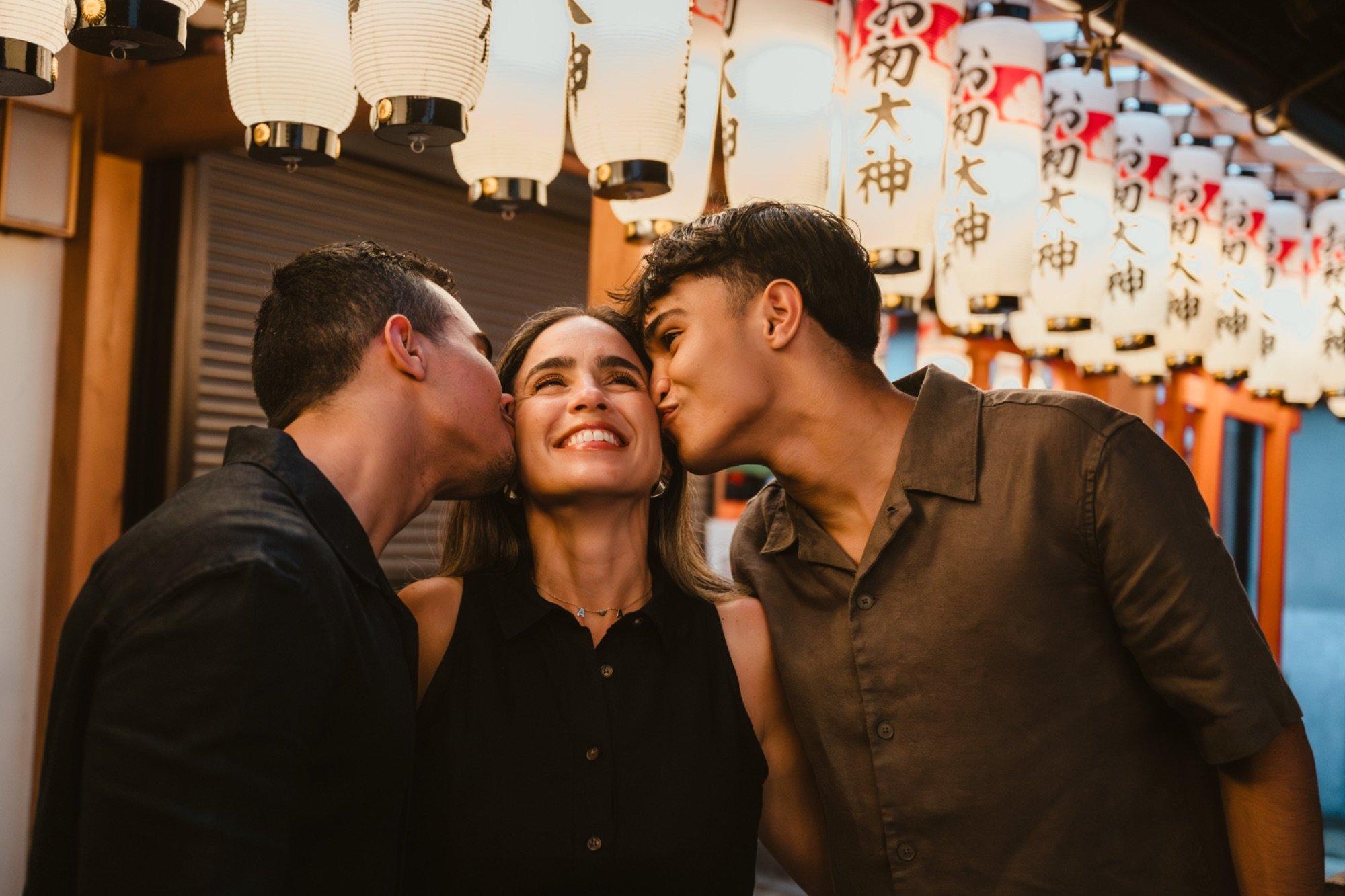 carousel-hero-element image-4