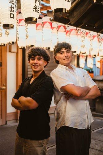 mobile - carousel-hero-element image-15