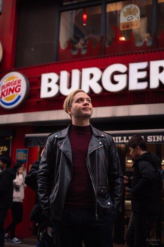 mobile - carousel-hero-element image-1