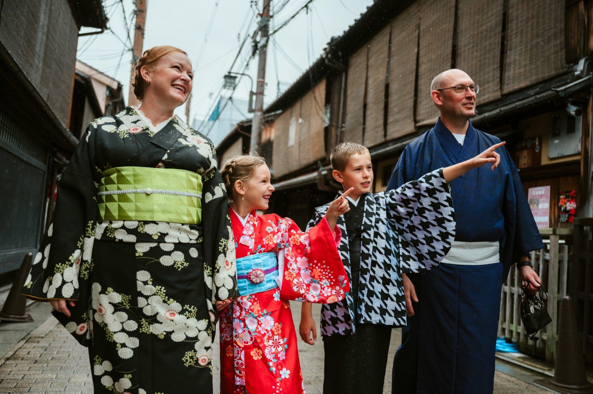 carousel-hero-element image-14